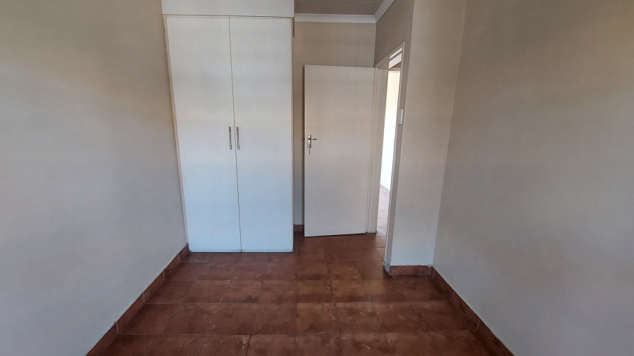 2 Bedroom Property for Sale in Vaalpark Free State